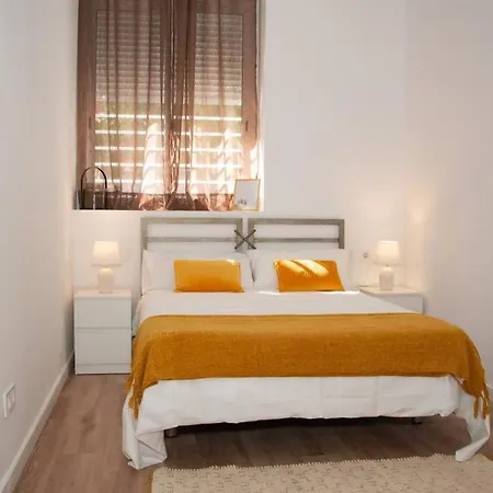 Soraya's Place - Chopin 1 * Valencia